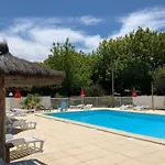 Campingplads Spacieux Avec Terrasse, 3 Chambres, Pour 6 Personnes - Api-1-52-357 *