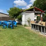 Spacieux Avec Terrasse, 3 Chambres, Pour 6 Personnes - Api-1-52-357 *