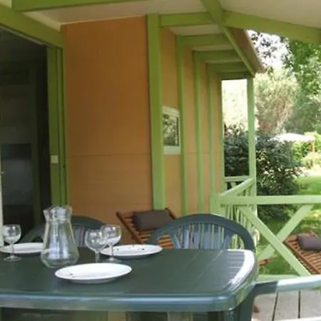 Spacieux Avec Terrasse, 3 Chambres, Pour 6 Personnes - Api-1-52-357