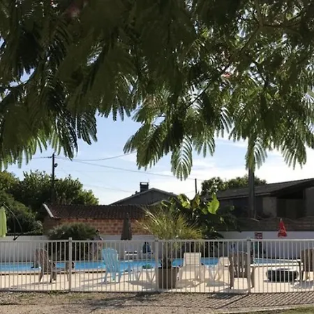 Spacieux Avec Terrasse, 3 Chambres, Pour 6 Personnes - Api-1-52-357