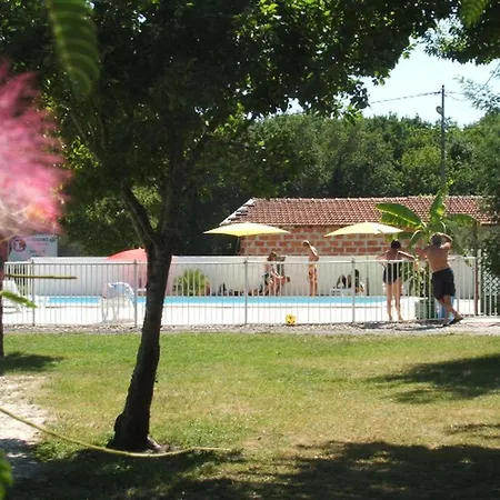 Spacieux Avec Terrasse, 3 Chambres, Pour 6 Personnes - Api-1-52-357