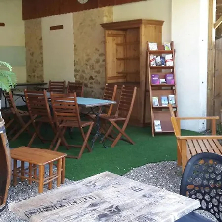 Spacieux Avec Terrasse, 3 Chambres, Pour 6 Personnes - Api-1-52-357 Campingplads