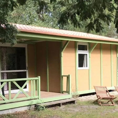 Spacieux Avec Terrasse, 3 Chambres, Pour 6 Personnes - Api-1-52-357 Vendays-Montalivet